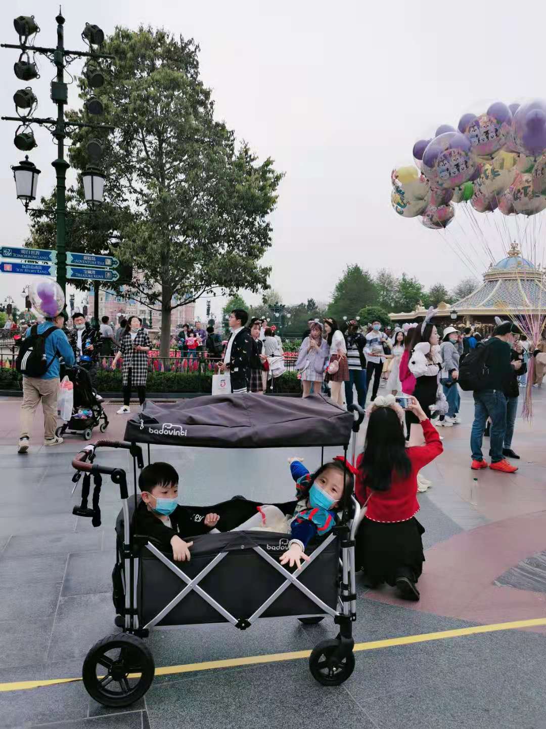 上海迪士尼的婴儿车上海迪士尼婴儿车，全方位解读与攻略
