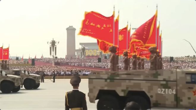 法新社镜头下的中国阅兵法新社镜头下的中国阅兵，壮丽画卷展现大国风采